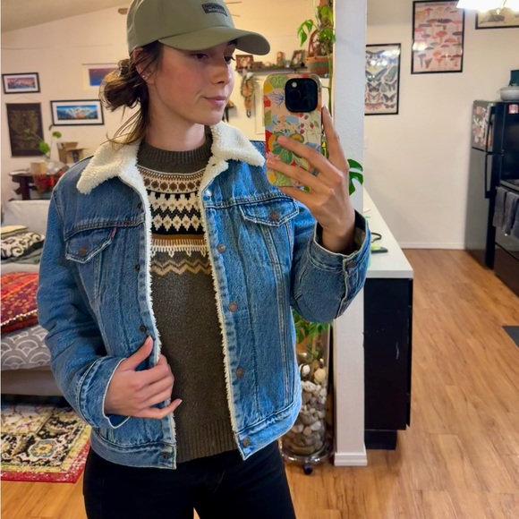 Levi's Denim Sherpa Jacket - Picture 1 of 4
